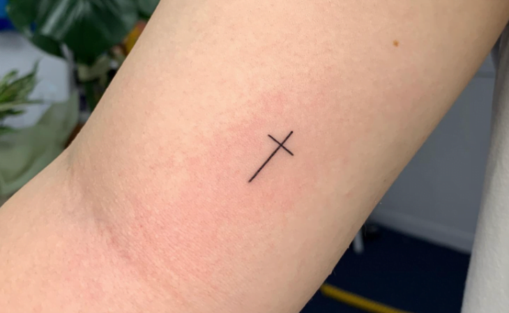 tatuagem de cruz 73