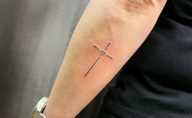 tatuagem de cruz 74