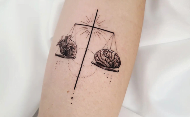 tatuagem de cruz 85