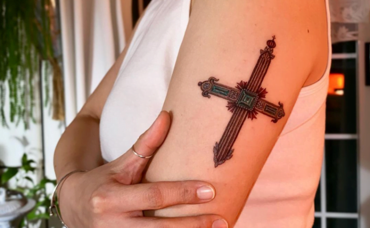 tatuagem de cruz 105