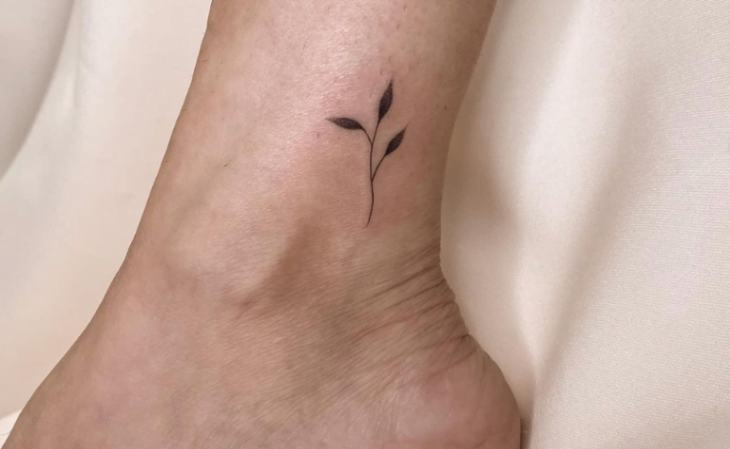 tatuagem feminina no braço 140