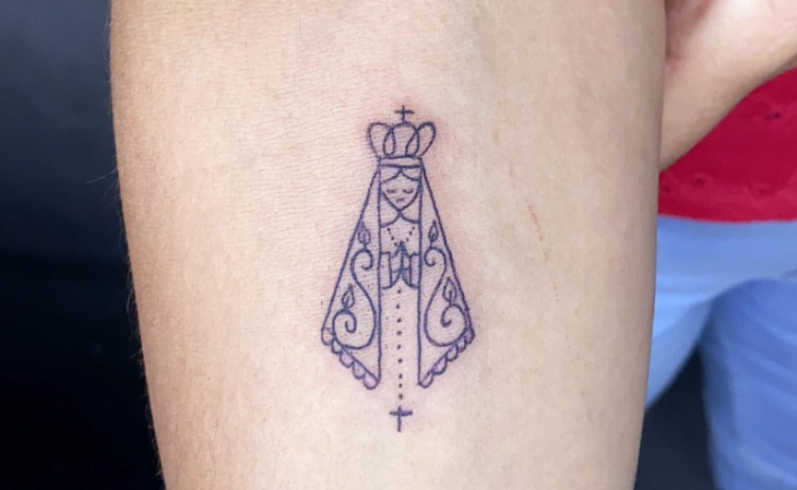 tatuagem feminina no braço 44