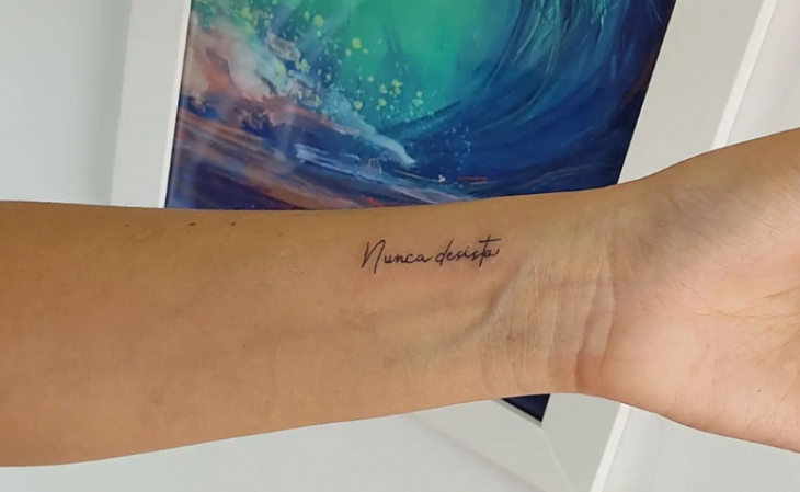 tatuagem feminina no braço 73