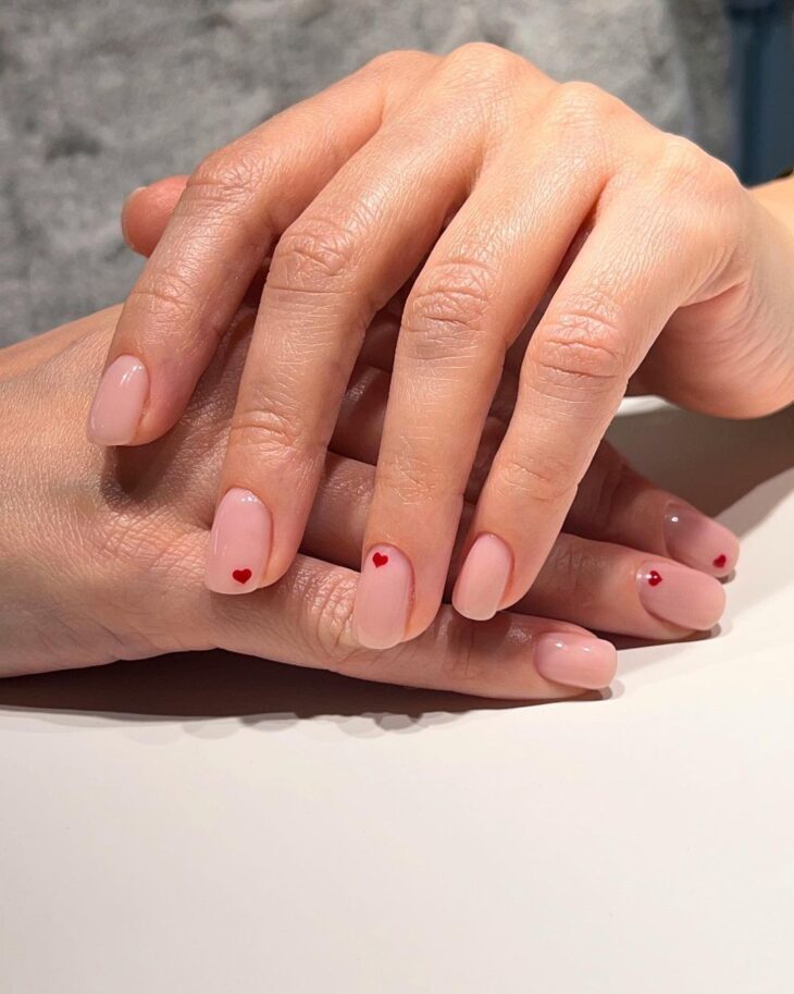 unhas nude 77