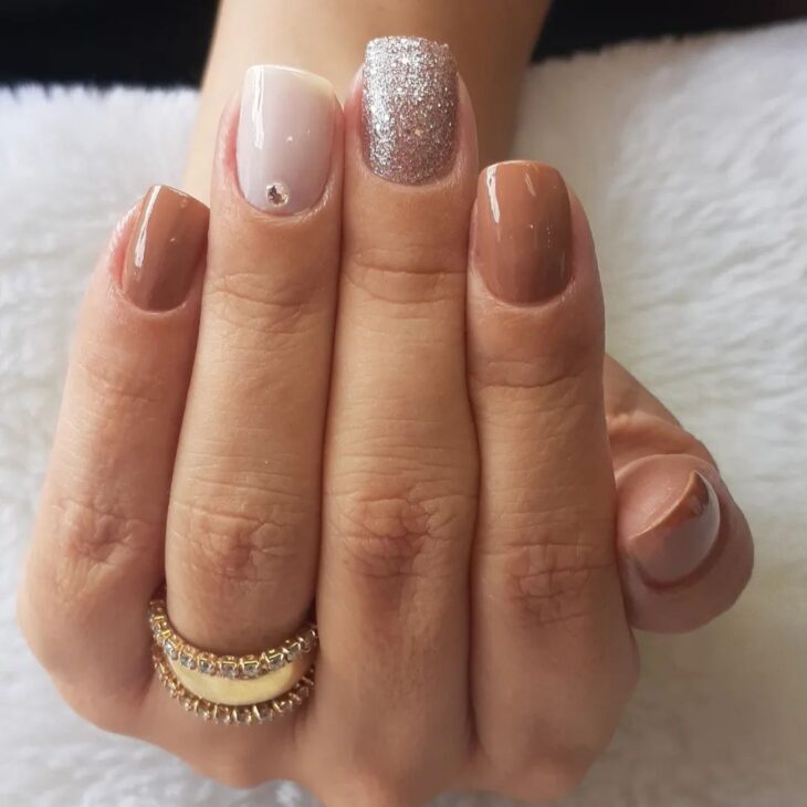 unhas nude 93