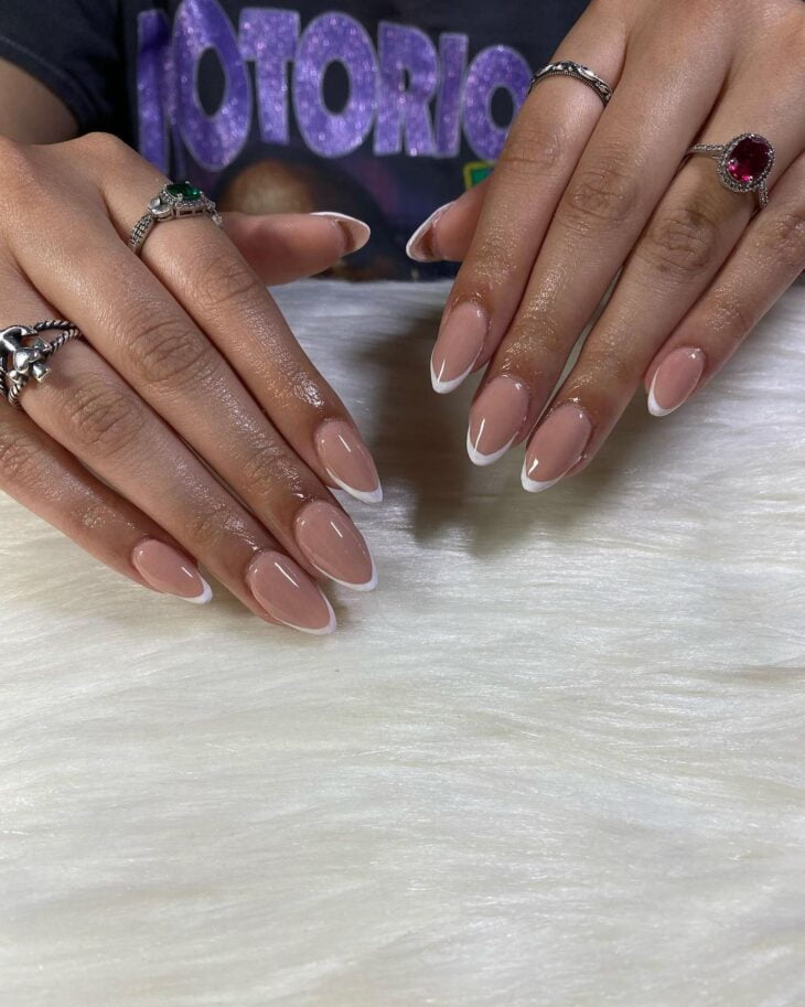 unhas nude 109