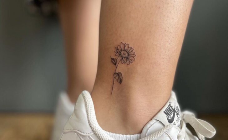 tatuagem feminina no braço 47