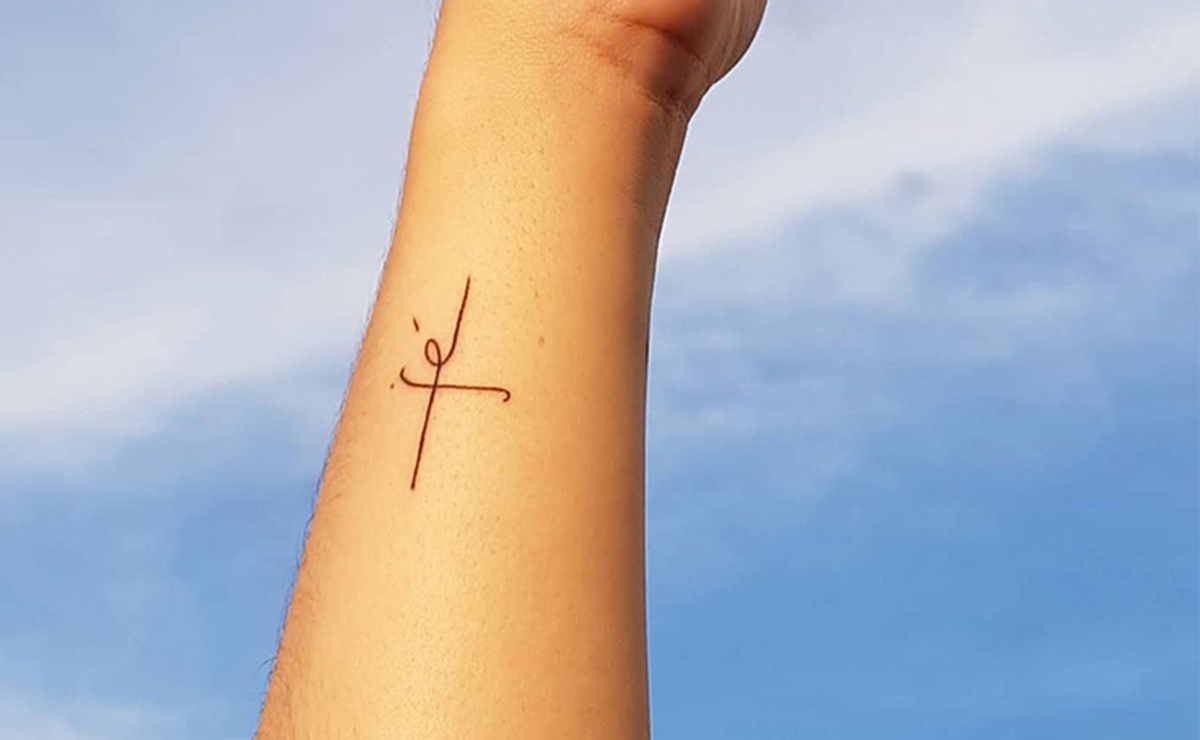 Tatuagem de fé: inabalável, bendita e eterna