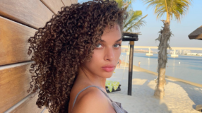 Cabelo 3b: cuidados que seus cachos fechados merecem