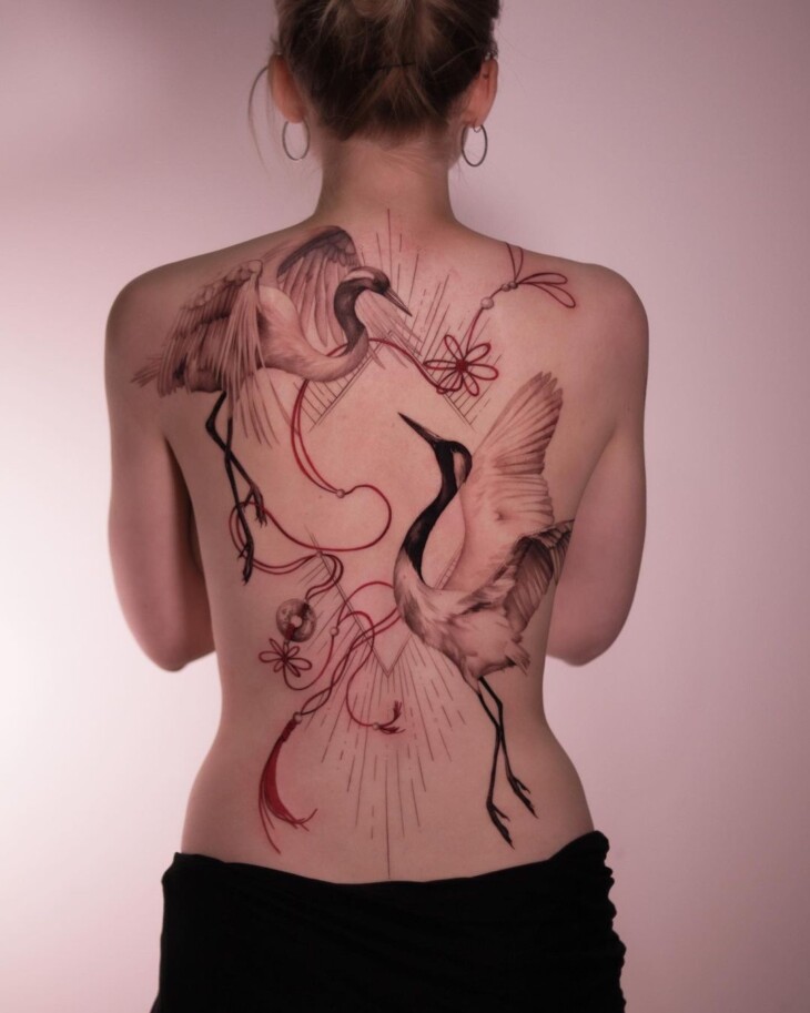 tatuagem nas costas feminina 92