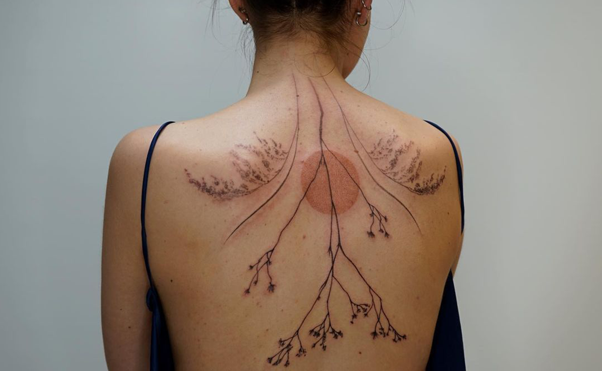 Tatuagem nas costas feminina: artes para você se expressar