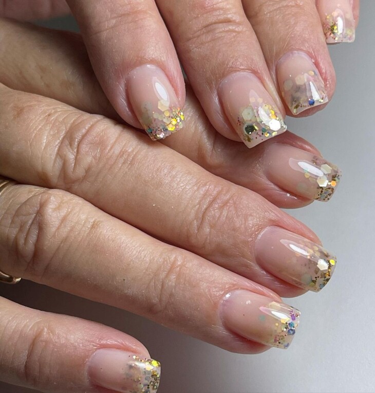 unhas encapsuladas delicadas 80