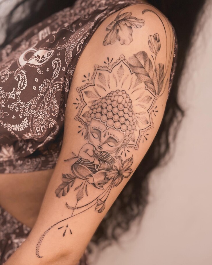 tatuagem feminina no braço 76