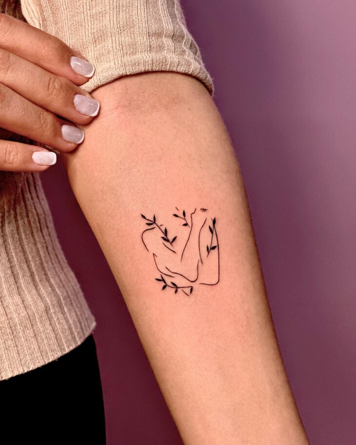 tatuagem feminina no braço 80