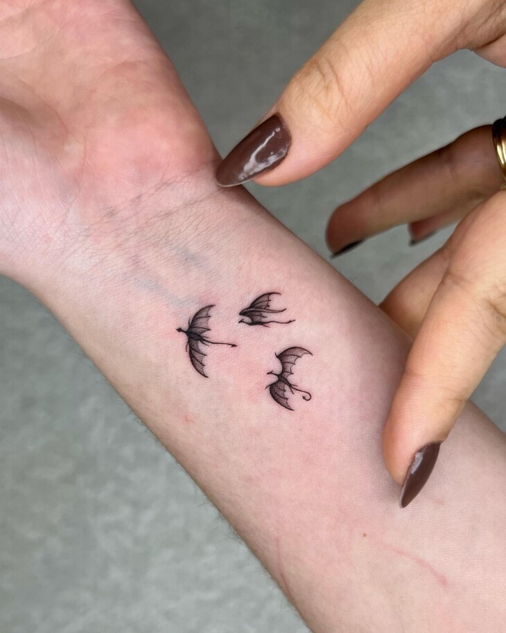 tatuagem feminina no braço 98