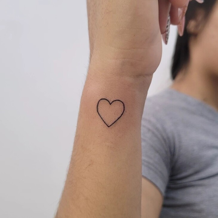 tatuagem feminina no braço 97