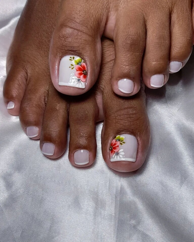 Unhas do pé decoradas: tutoriais e tendências [45 FOTOS]