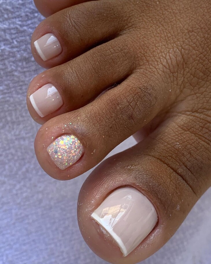 Unhas do pé decoradas: tutoriais e tendências [45 FOTOS]