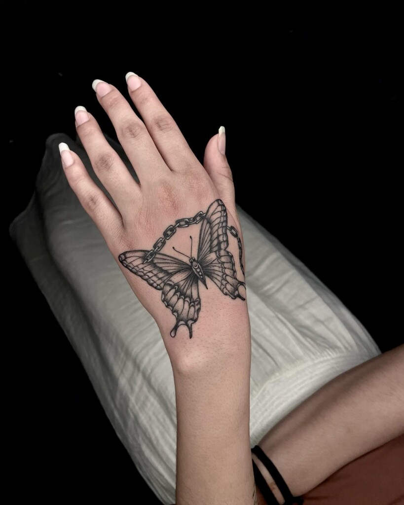 tatuagem de borboleta 144