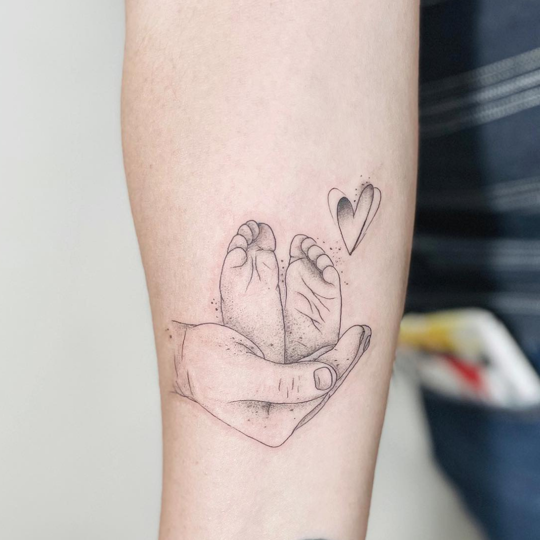 Tatuagem para filhos: 50 artes que eternizam o amor