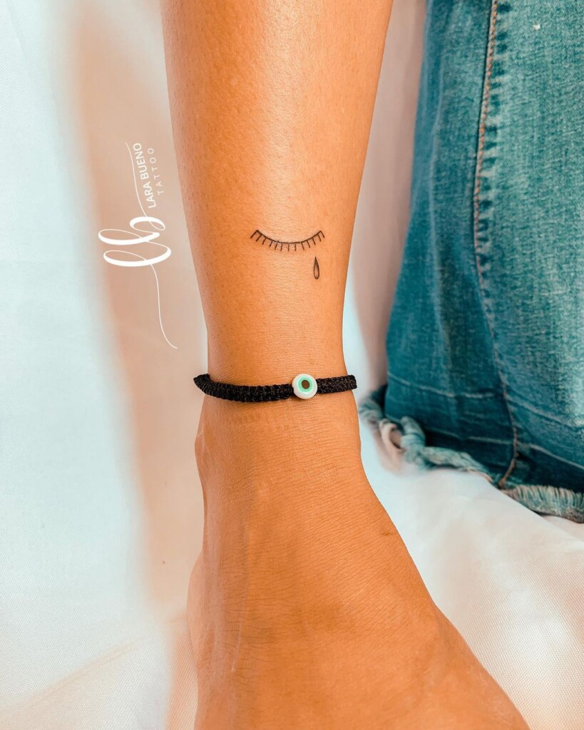 Tatuagem na canela: 55 ideias que ganharão seu coração